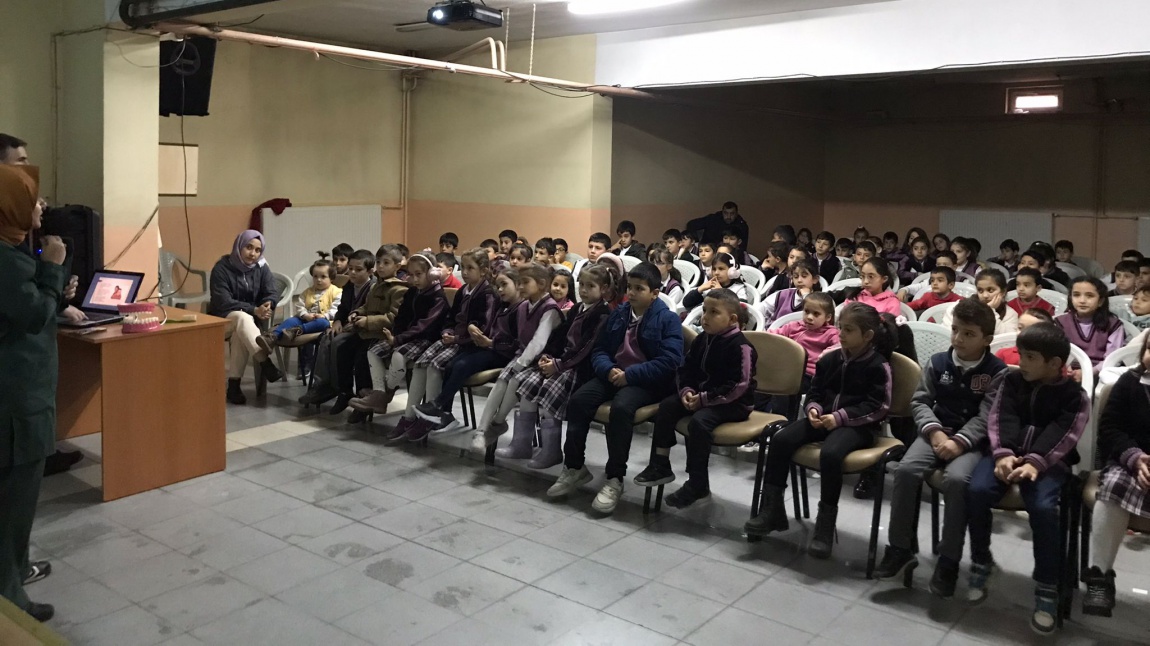 Okulumuzda Ağız ve Diş Sağlığı semineri verildi